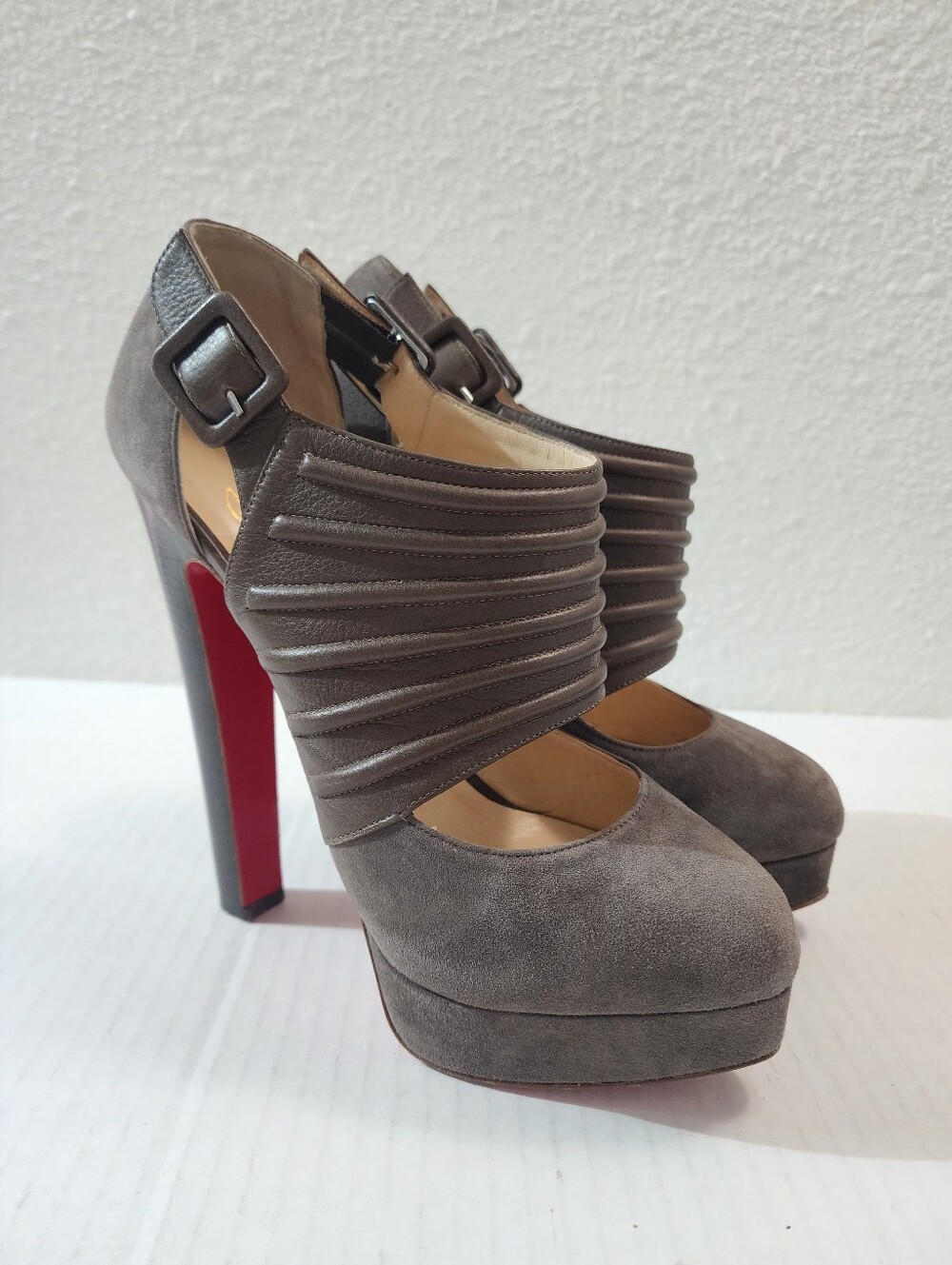 Christian Louboutin Bye Bye Gray Suede Leather Platform Pumps EU 40